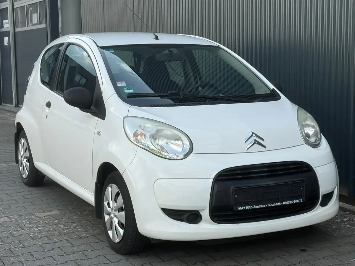 Gebraucht Citroën C1 68 PS (50 kW) 2011 Weiß Kleinwagen