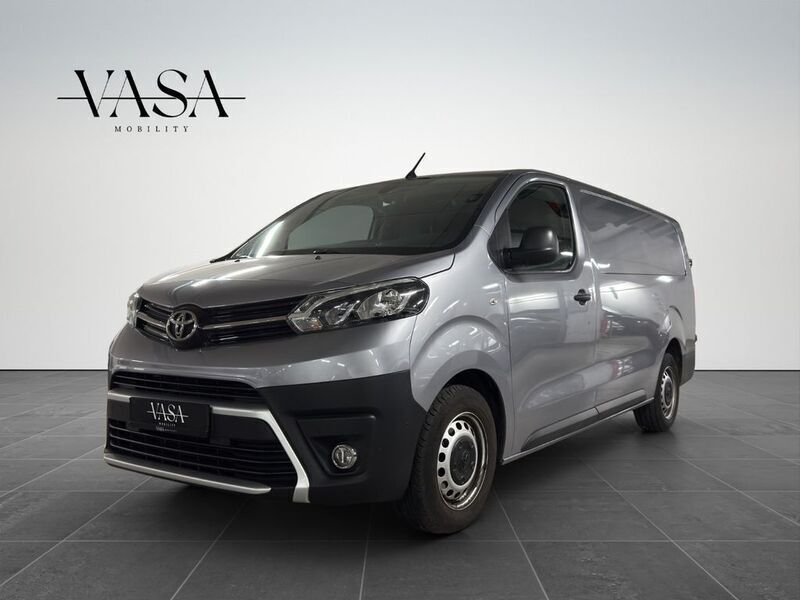 Silber Gebraucht 2023 Toyota Proace Van | 24.490 € (Superpreis) - Bild 1/4