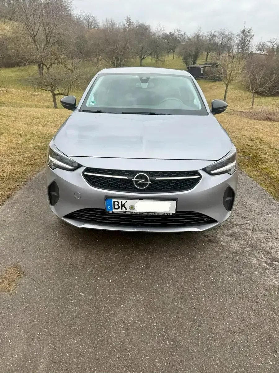 Używany Opel Corsa Edition 101 KM (74 kW) 2020 Srebrny Hatchback