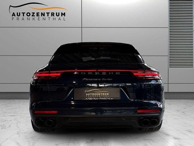 Gebraucht Porsche Panamera Chrono 549 PS (403 kW) 2017 Blau Kleinwagen