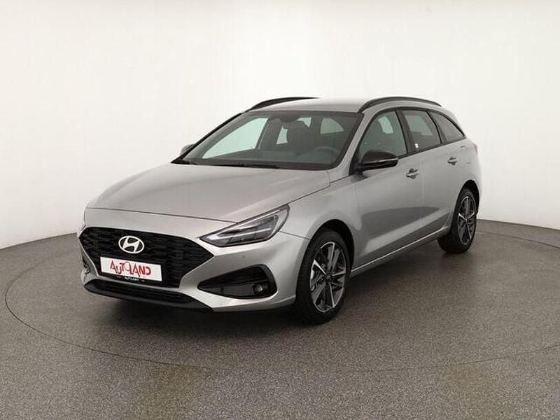 Silber Neu 2025 Hyundai i30 Kombi | 25.890 € (Fairer Preis) - Bild 1/4