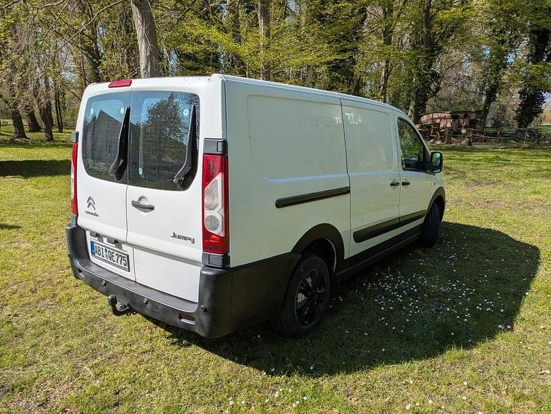 Second-hand Citroën Jumpy 128 CP (94 kW) 2016 Alb Monovolum