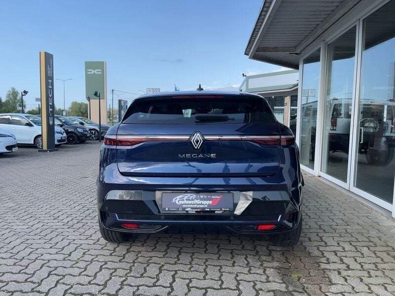 Second-hand Renault Megane E-Tech Evolution 160 kW (218 CP) 2023 Albastru Berlinǎ