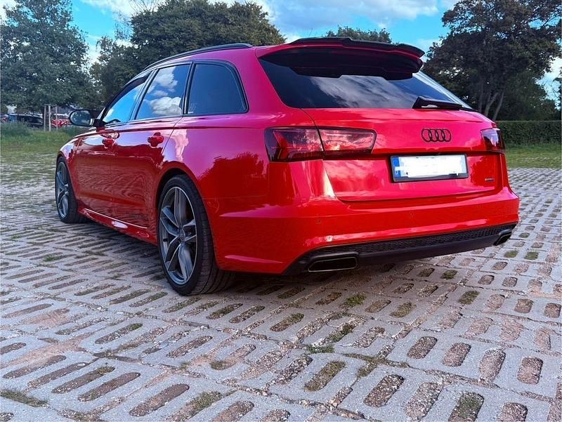 Gebraucht Audi A6 Ambiente 326 PS (239 kW) 2017 Rot Kombi