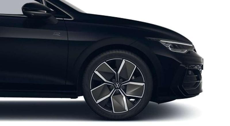 Neu VW Golf VIII R-line 150 PS (110 kW) 2025 Grenadillschwarz Kombi