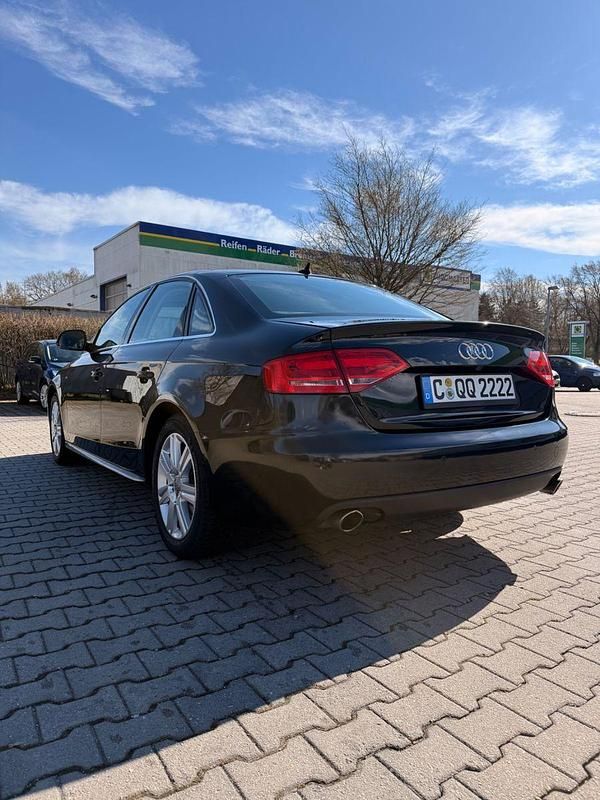 Gebraucht Audi A4 Ambiente 265 PS (194 kW) 2008 Schwarz Limousine