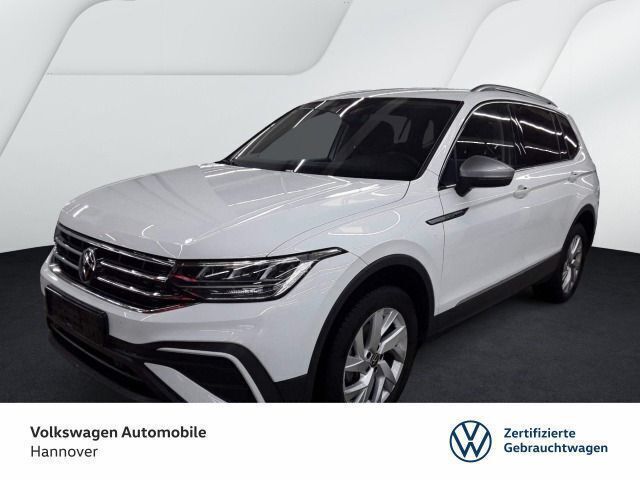 Pure white Gebraucht 2024 VW Tiguan Allspace Life SUV | 34.790 € (Guter Preis) - Bild 1/3