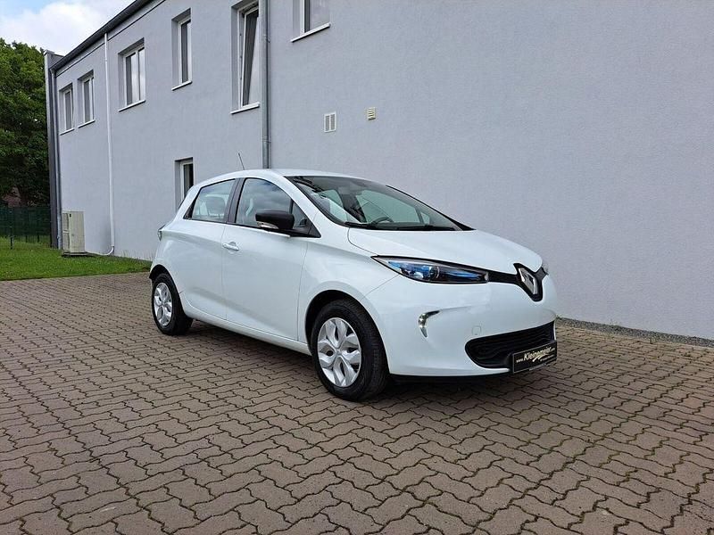 Gebraucht Renault Zoe Life 67 kW (92 PS) 2019 Gletscherweiss Kleinwagen