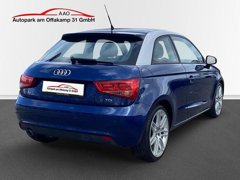 Gebraucht Audi A1 Ambition 105 PS (77 kW) 2011 Scubablau Kleinwagen