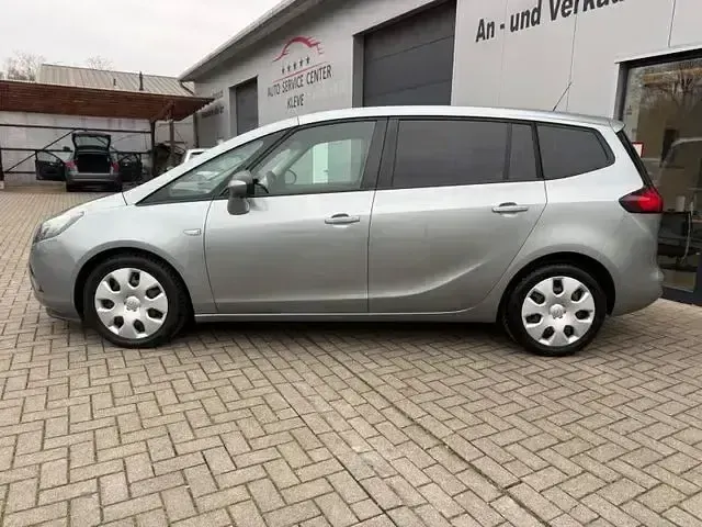 Gebraucht Opel Zafira Tourer 120 PS (88 kW) 2012 Silber Van / Kleinbus