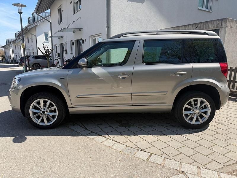 Gebraucht Skoda Yeti Drive 125 PS (91 kW) 2017 Beige SUV