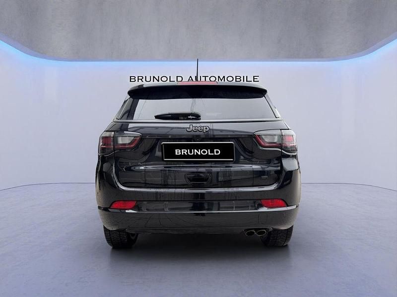 Gebraucht Jeep Compass 150 PS (110 kW) 2021 Schwarz SUV