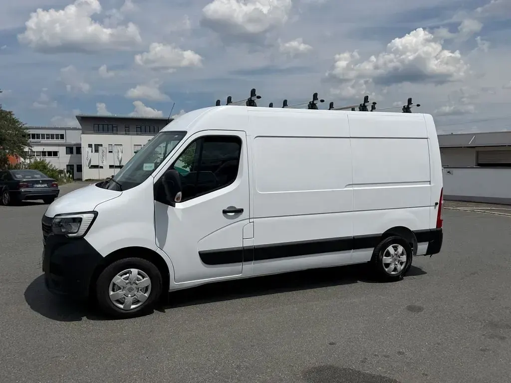 Gebraucht Renault Master Komfort 150 PS (110 kW) 2020 Weiß Van / Kleinbus