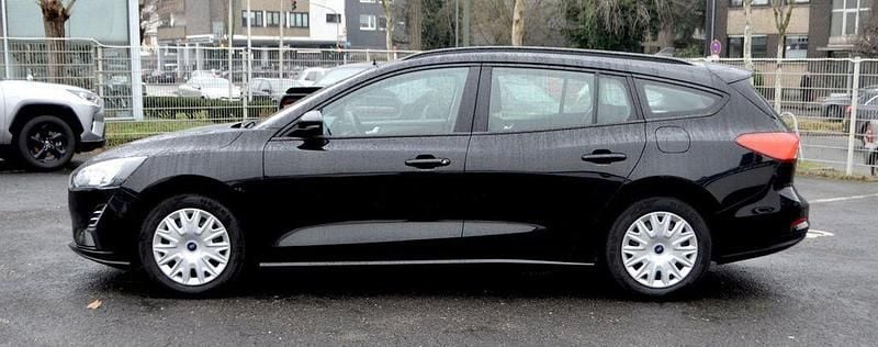 Gebraucht Ford Focus 95 PS (69 kW) 2020 Schwarz Limousine