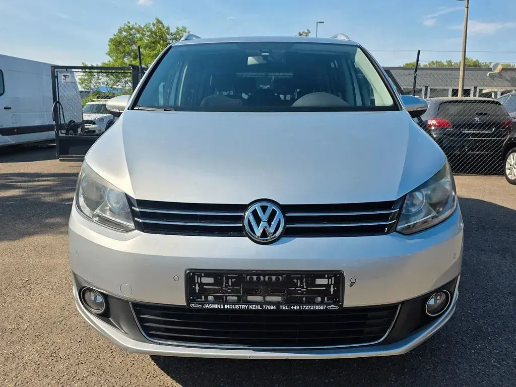 Usata VW Touran Highline 140 CV (102 kW) 2011 Argento Monovolume