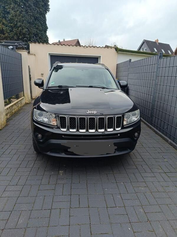 Schwarz Gebraucht 2011 Jeep Compass Limited SUV | 5.850 € (Fairer Preis) - Bild 1/4