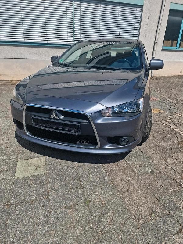 Grau Gebraucht 2009 Mitsubishi Lancer Limousine | 6.500 € - Bild 1/4