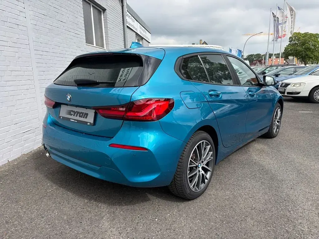 Gebraucht BMW 116 Advantage 116 PS (85 kW) 2023 Blau Kleinwagen