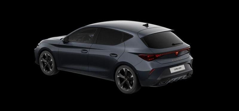 Neu Cupra Leon 150 PS (110 kW) 2025 Magnetic grau metallic Limousine