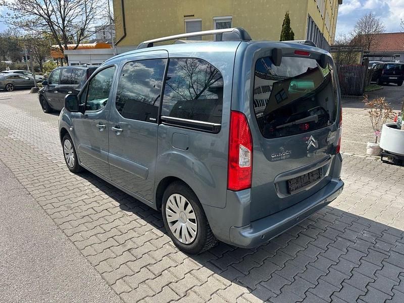 Gebraucht Citroën Berlingo 120 PS (88 kW) 2010 Blau Van / Kleinbus