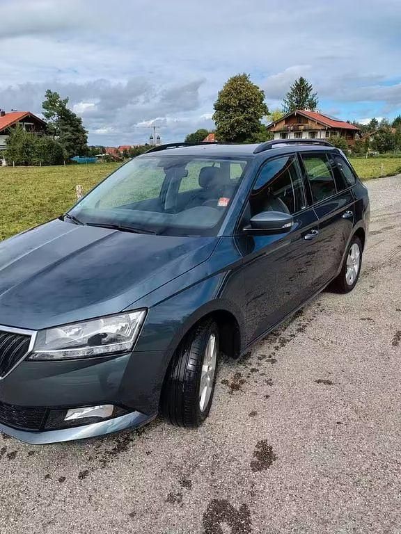 Gebraucht Skoda Fabia Style 95 PS (69 kW) 2021 Grau Kombi