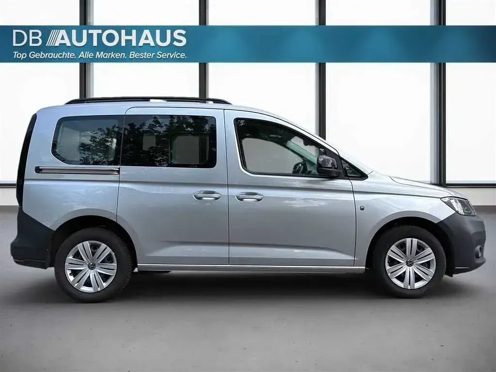 Gebraucht VW Caddy 114 PS (83 kW) 2024 Silber Van / Kleinbus