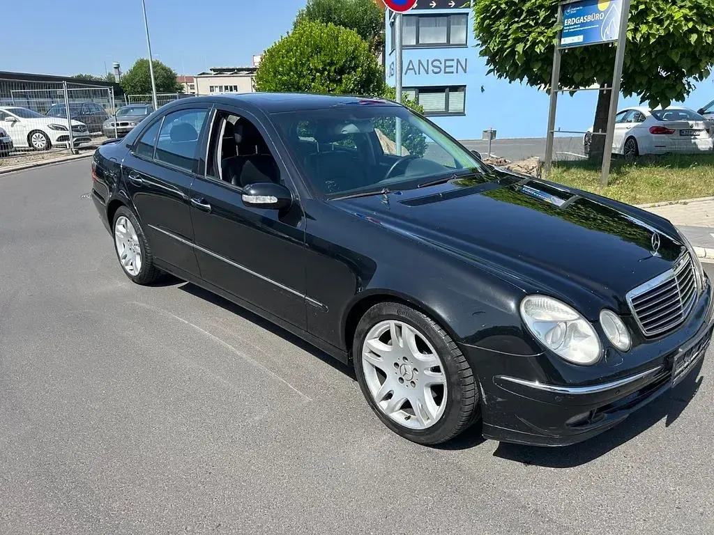 Gebraucht Mercedes E320 Avantgarde 224 PS (164 kW) 2007 Schwarz Limousine