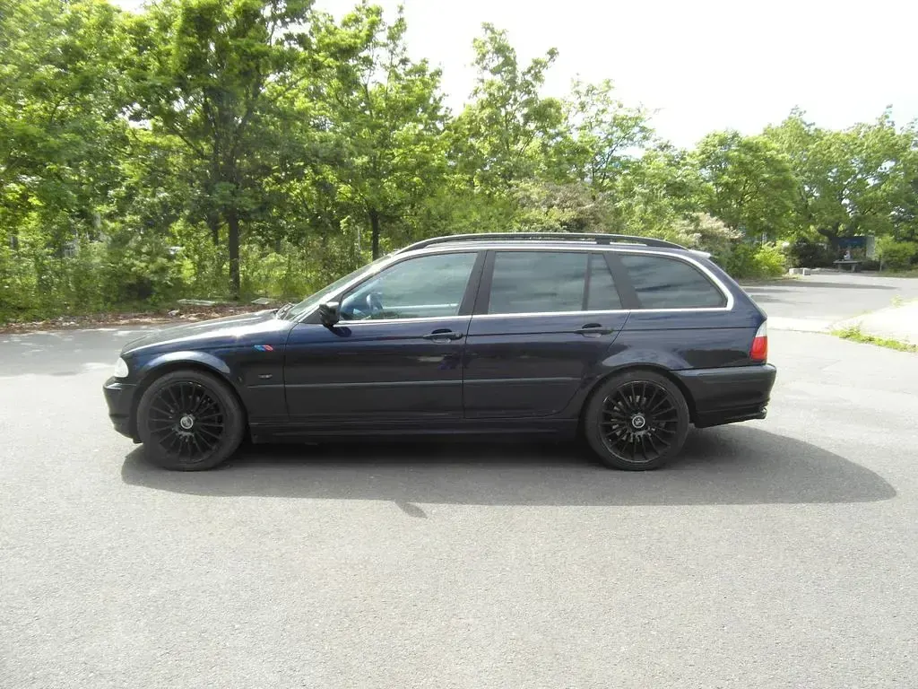 Brugt BMW 325 192 HK (141 kW) 2001 Blå Stationcar