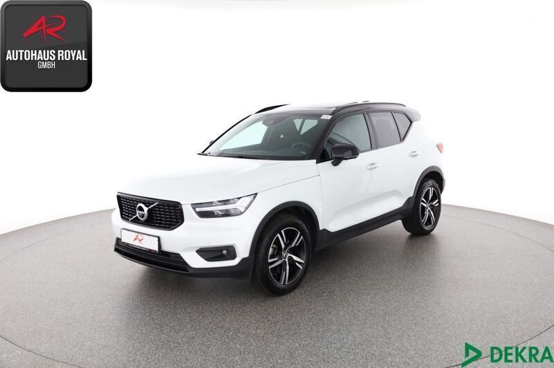 Weiss (metallic) Gebraucht 2018 Volvo XC40 R-Design SUV | 28.580 € (Fairer Preis) - Bild 1/4