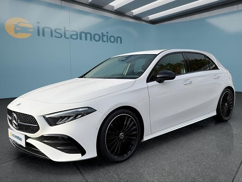 Weiß Gebraucht 2024 Mercedes A250 Kleinwagen | 35.049 € (Fairer Preis) - Bild 1/4