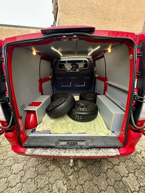 Gebraucht Mercedes Vito 224 PS (164 kW) 2014 Rot Van