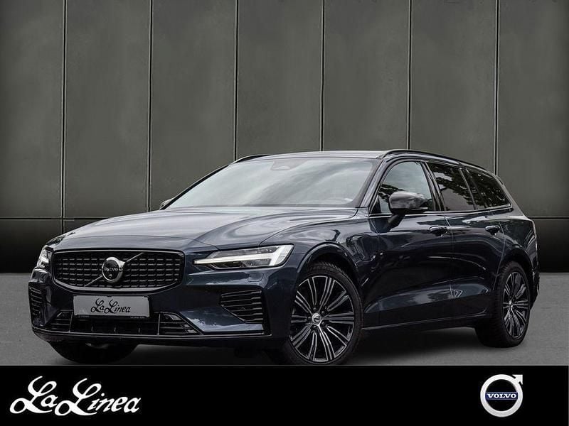 Blau Gebraucht 2024 Volvo V60 Plus Kombi | 43.860 € (Fairer Preis) - Bild 1/3