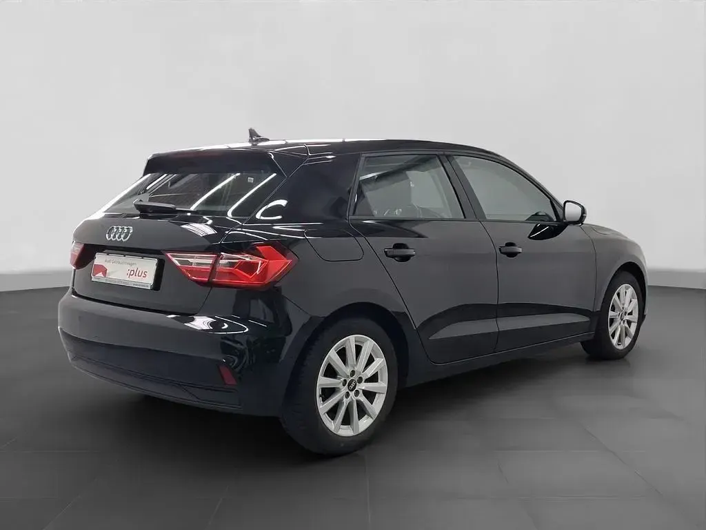Gebraucht Audi A1 Sportback Comfort 95 PS (69 kW) 2022 Schwarz Kleinwagen