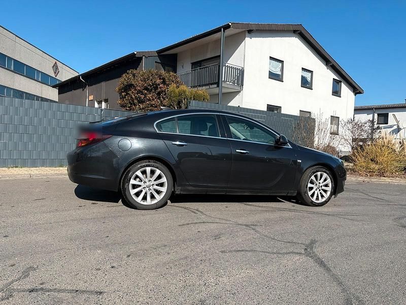 Gebraucht Opel Insignia 136 PS (100 kW) 2016 Schwarz Limousine