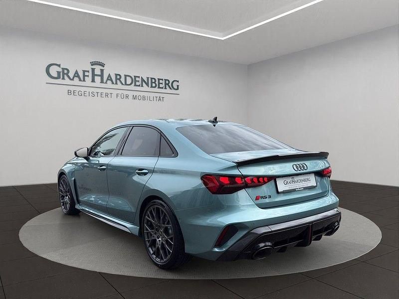 Neu Audi RS3 400 PS (294 kW) 2026 Blau Limousine