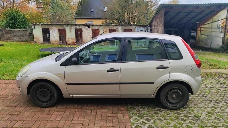 Gebraucht Ford Fiesta 2004 Kleinwagen