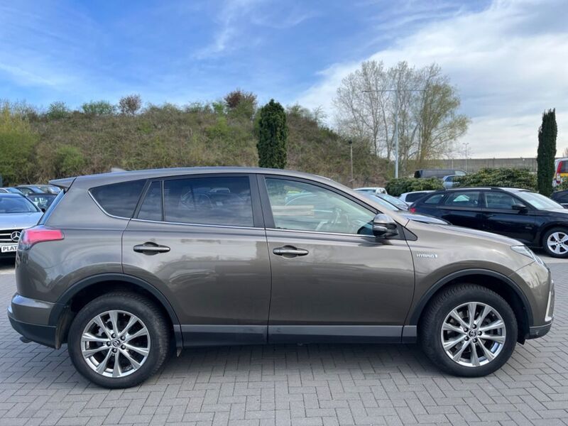 Gebraucht Toyota RAV4 Hybrid Executive 197 PS (144 kW) 2017 Braun SUV