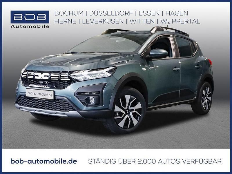 Zedergrün Neu 2025 Dacia Sandero Expression Kleinwagen | 18.920 € (Fairer Preis) - Bild 1/3
