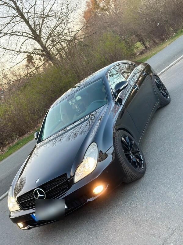 Schwarz Gebraucht 2007 Mercedes CLS320 Coupé | 8.500 € (Fairer Preis) - Bild 1/4