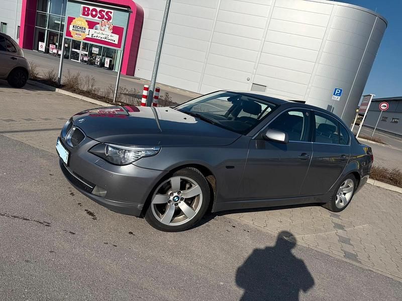 Gebraucht BMW 520 177 PS (130 kW) 2008 Grün Limousine