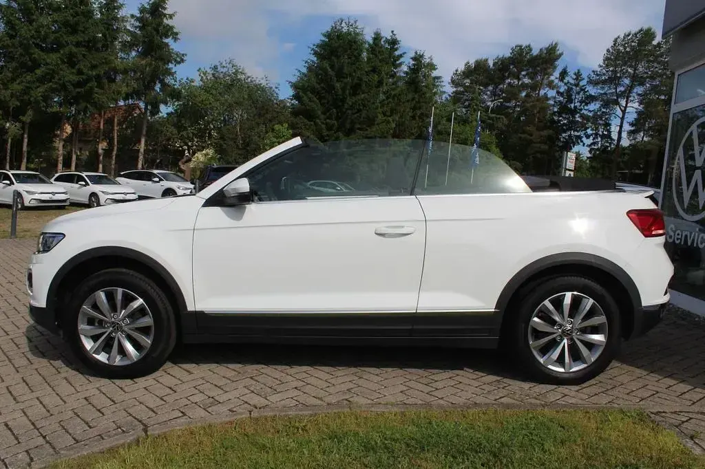 Gebraucht VW T-Roc Cabriolet Style 150 PS (110 kW) 2022 Pure white schwarz Cabrio