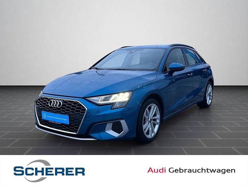 Blau Gebraucht 2021 Audi A3 Advanced Limousine | 18.890 € (Guter Preis) - Bild 1/4