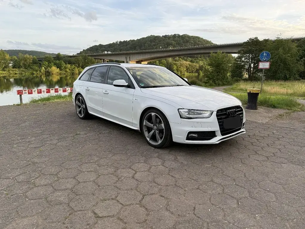 Gebraucht Audi A4 S-Line 245 PS (180 kW) 2012 Weiß Kombi