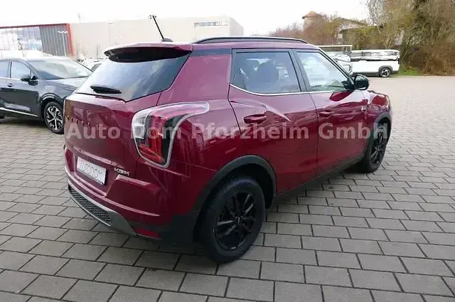 Gebraucht KGM Tivoli 163 PS (119 kW) 2025 Rot SUV
