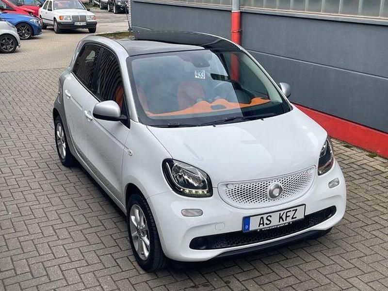 Gebraucht Smart ForFour Passion 71 PS (52 kW) 2014 Silber Kleinwagen