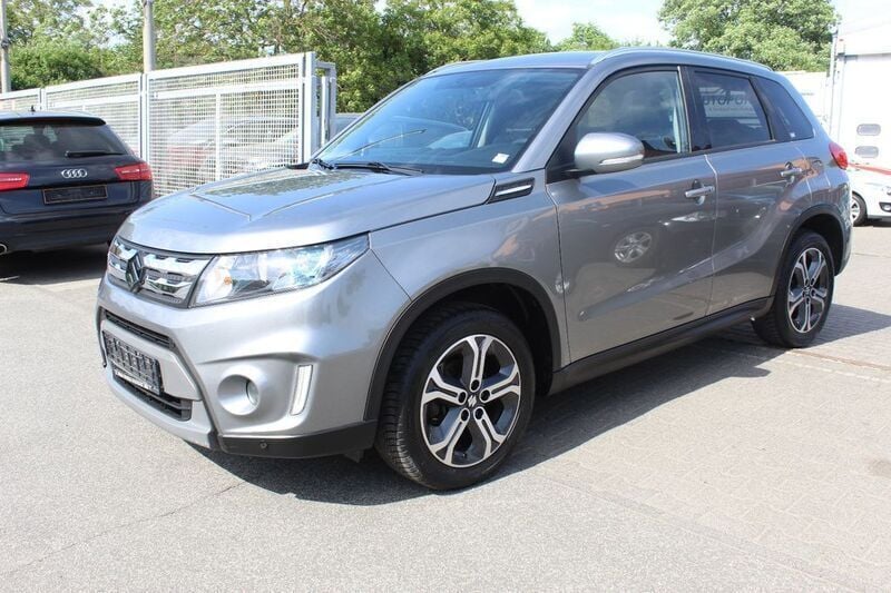 Grau Gebraucht 2015 Suzuki Vitara Club SUV | 11.800 € (Fairer Preis) - Bild 1/4