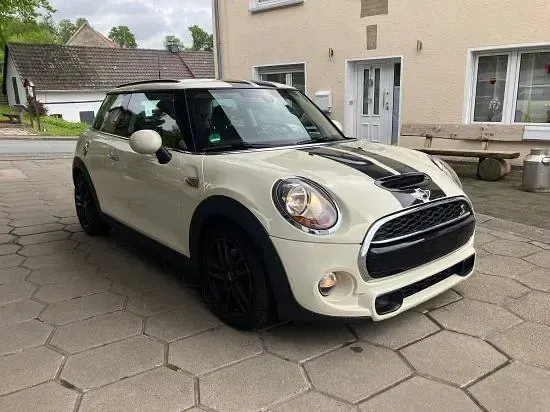 Gebraucht Mini Cooper SD Pepper 170 PS (125 kW) 2015 Beige Kleinwagen