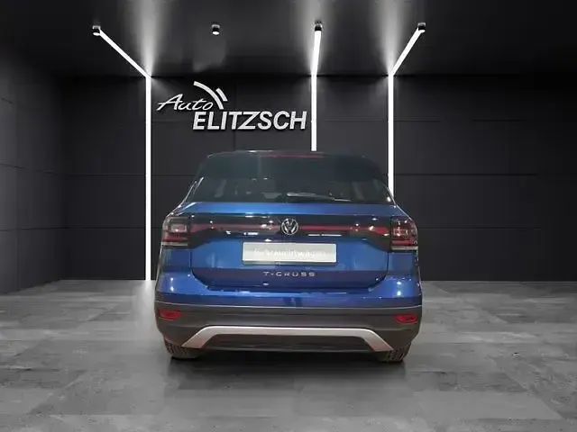 Używany VW T-Cross Active 110 KM (80 kW) 2022 Niebieski SUV