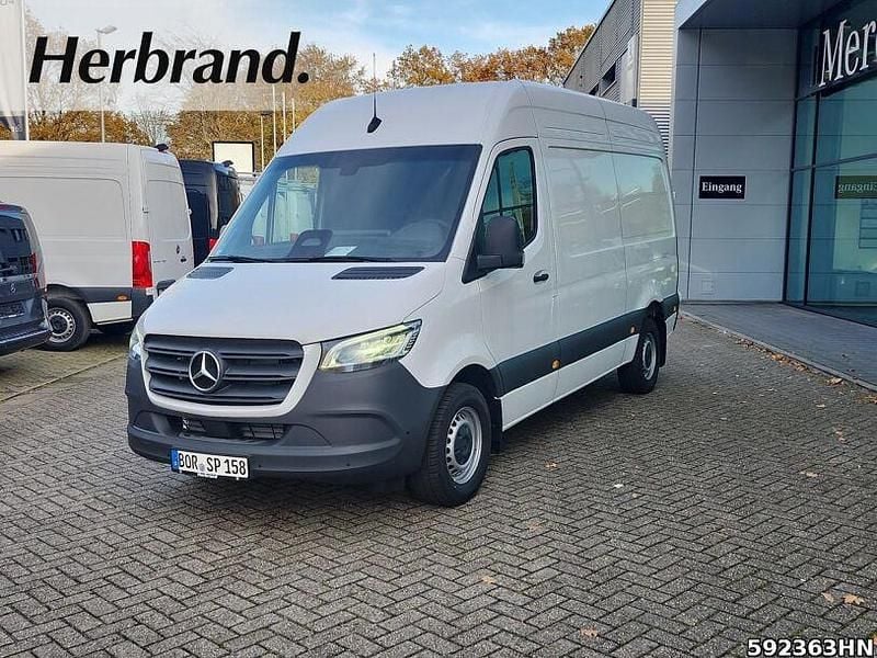 Gebraucht Mercedes Sprinter 190 PS (139 kW) 2025 Weiss Van