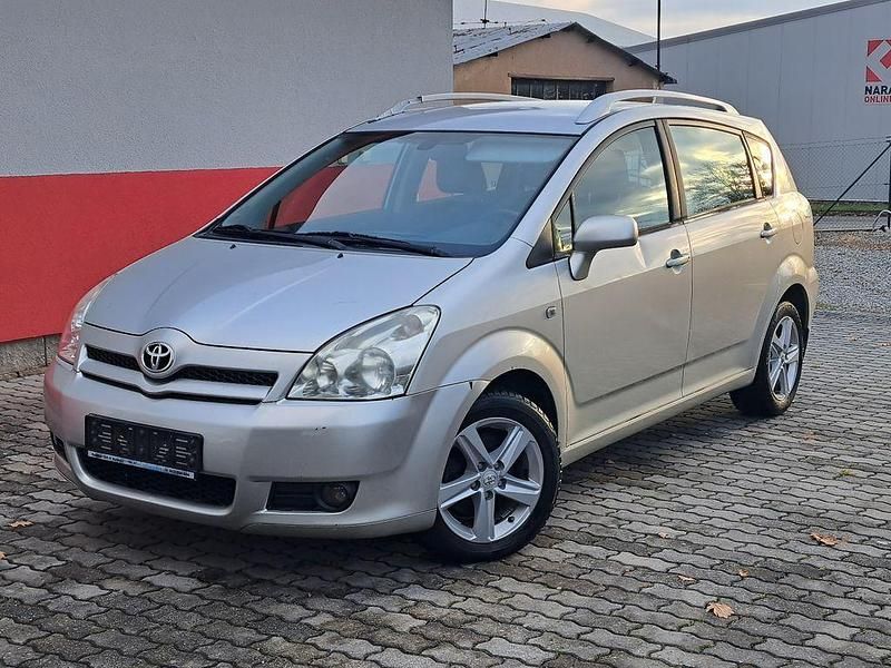 Silber Gebraucht 2005 Toyota Corolla Verso Sol Van / Kleinbus | 2.250 € (Superpreis) - Bild 1/4